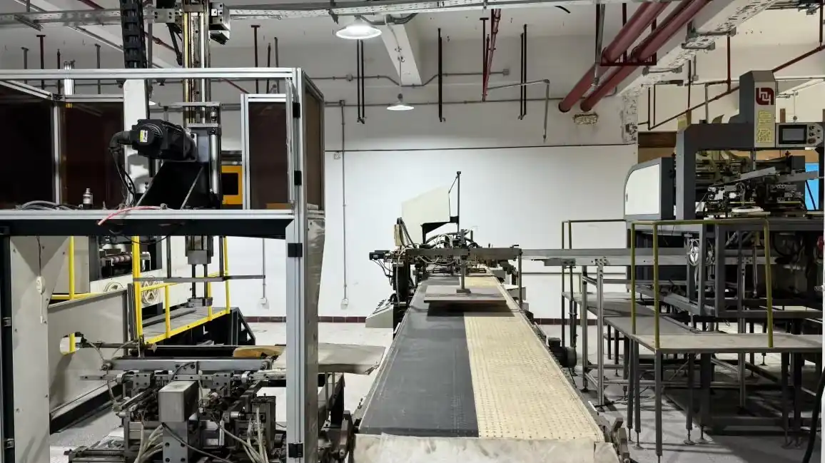 Heidelberg Speedmaster CD102 5-color offset presses professional printing machinery China printing factory equipment